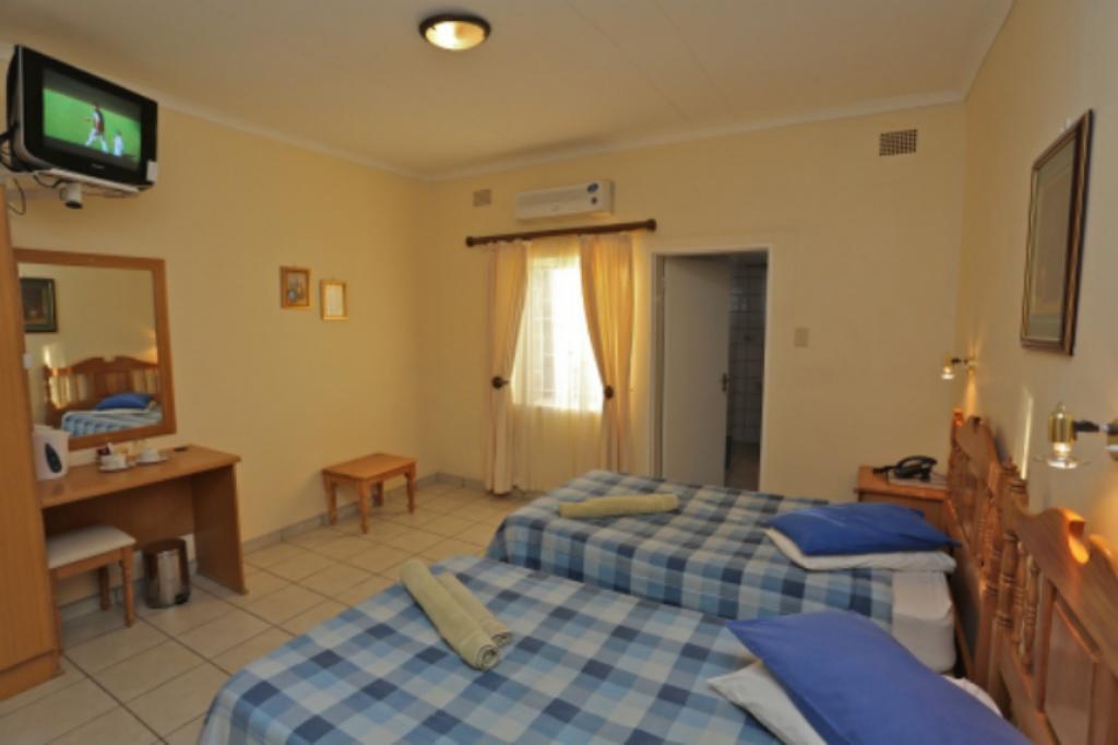 Schuetzenhaus Guesthouse 키트만슙 외부 사진